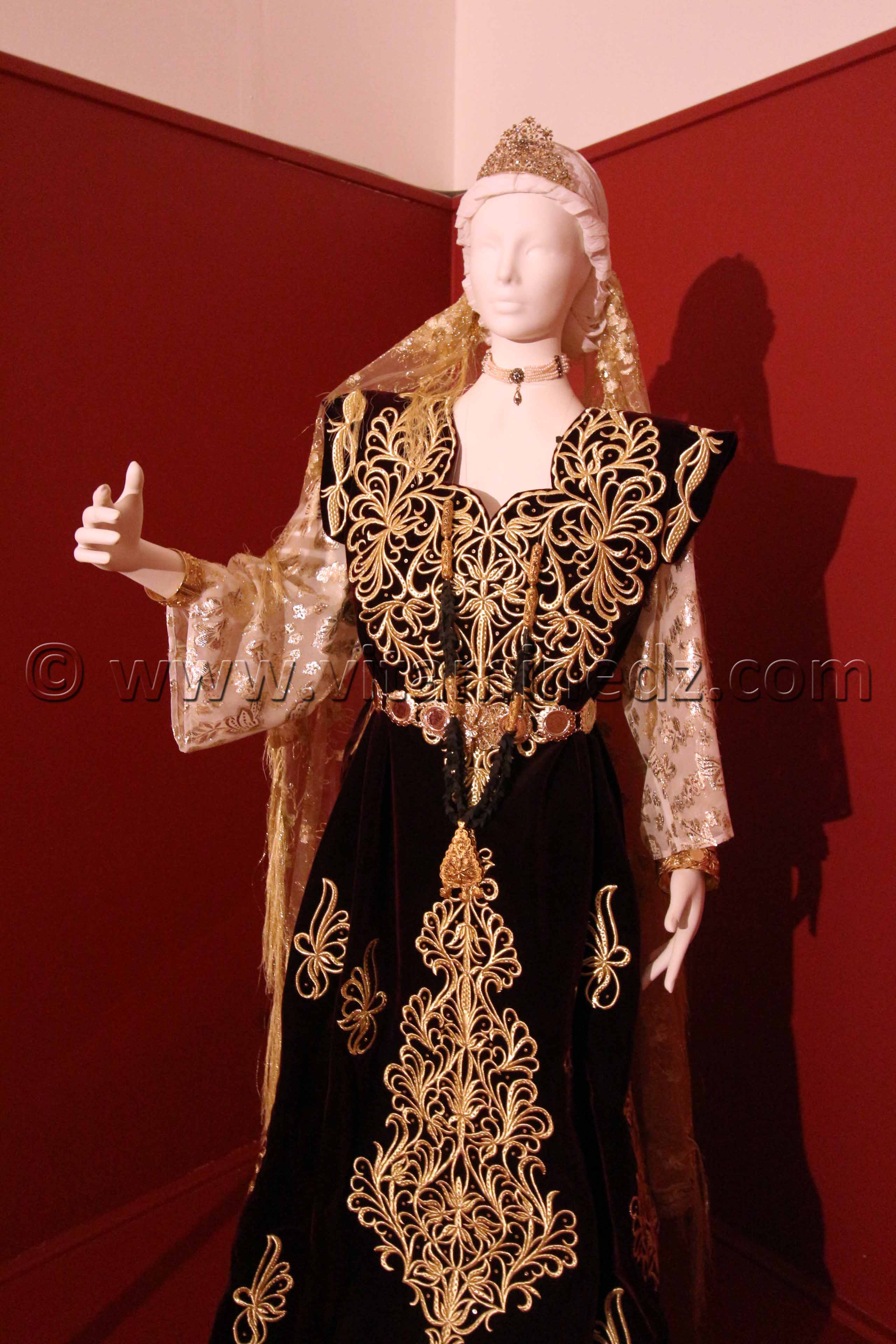 Kssantiniya à Tlemcen, Centre d'interprétation du costume traditionnel au Mechouar