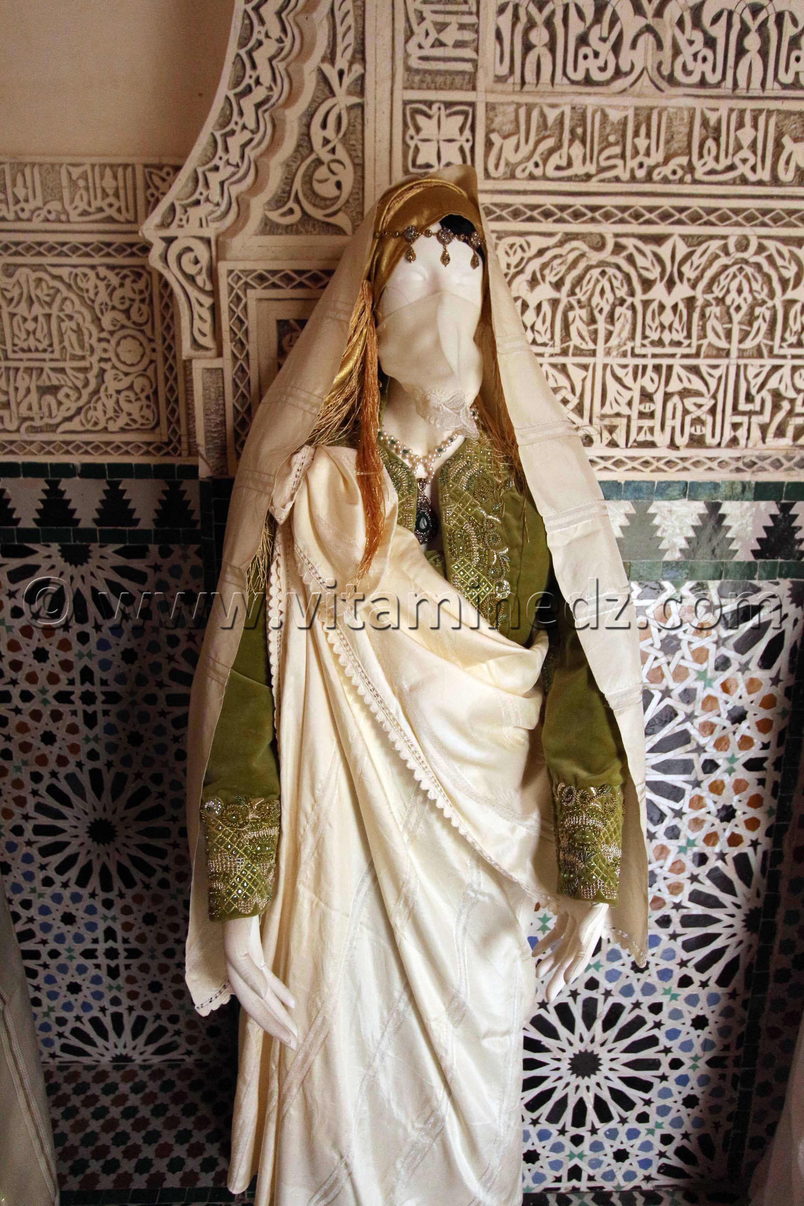 Hayek Dziri, Exposition consacrée au Hayek au Palais du Mechouar, Tlemcen