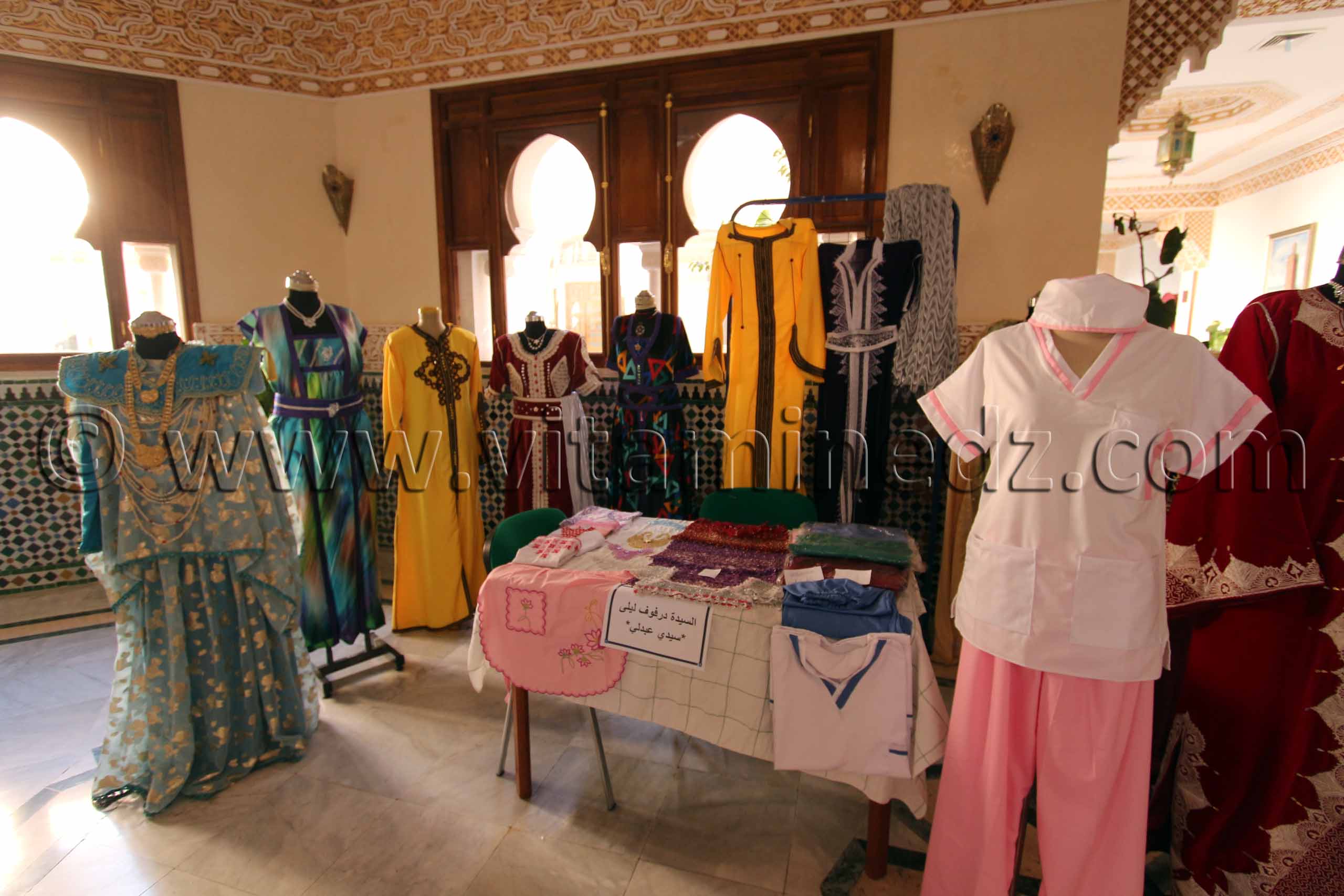 Travail artisanal Tlemcen, Couture, Caftans, Blouza