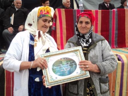 Remise de tableaux d'honneur