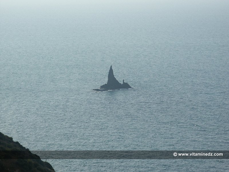 Béni Saf, Le cap d'acra et le récif du pain de sucre