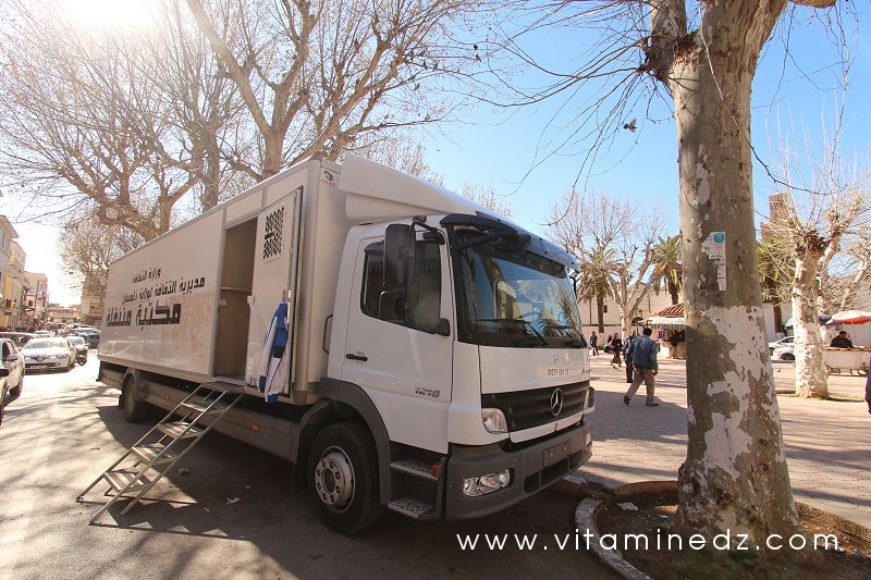 Bibliothèque itinérante à Tlemcen, dans le cadre du Festival Lire en fête