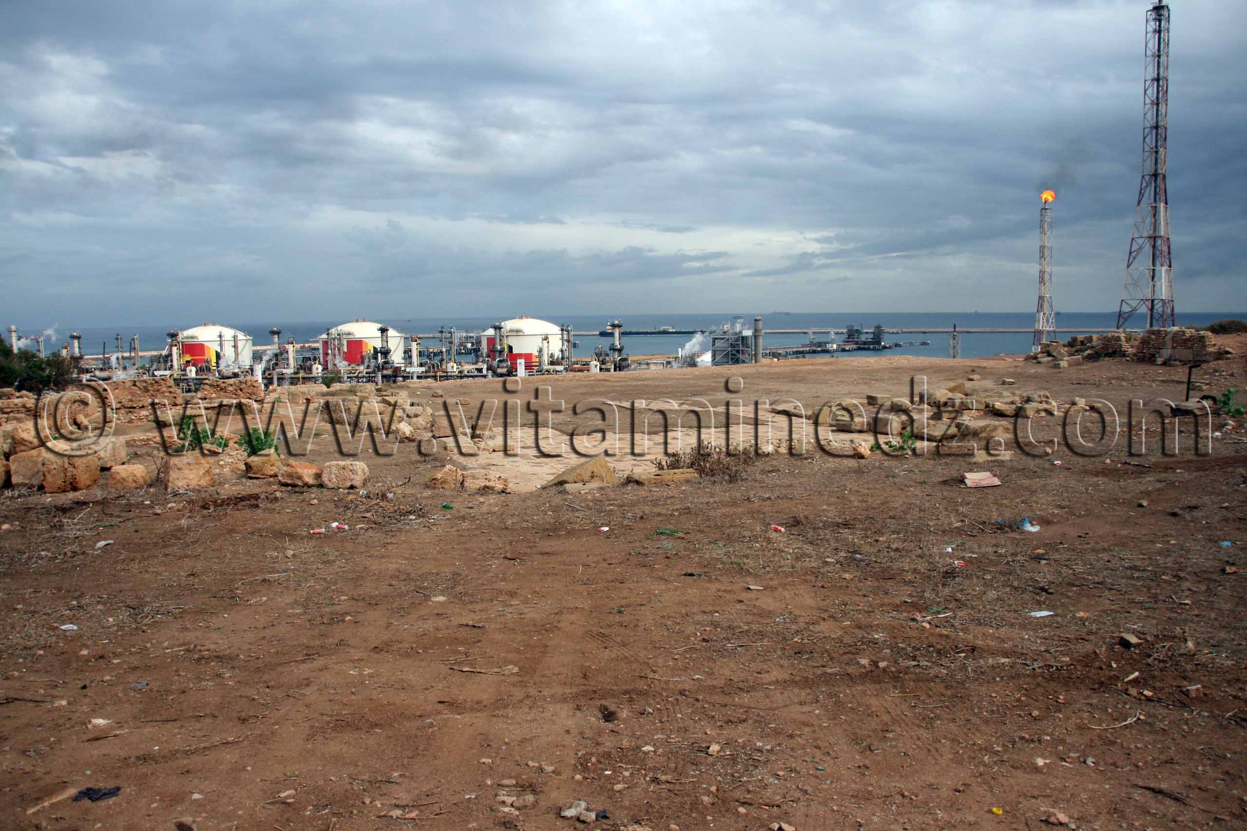 Portus Magnus (Bethioua, St Leu) ou ce qu'il en reste ... (Wilaya d'Oran) en face de la rafinnerie