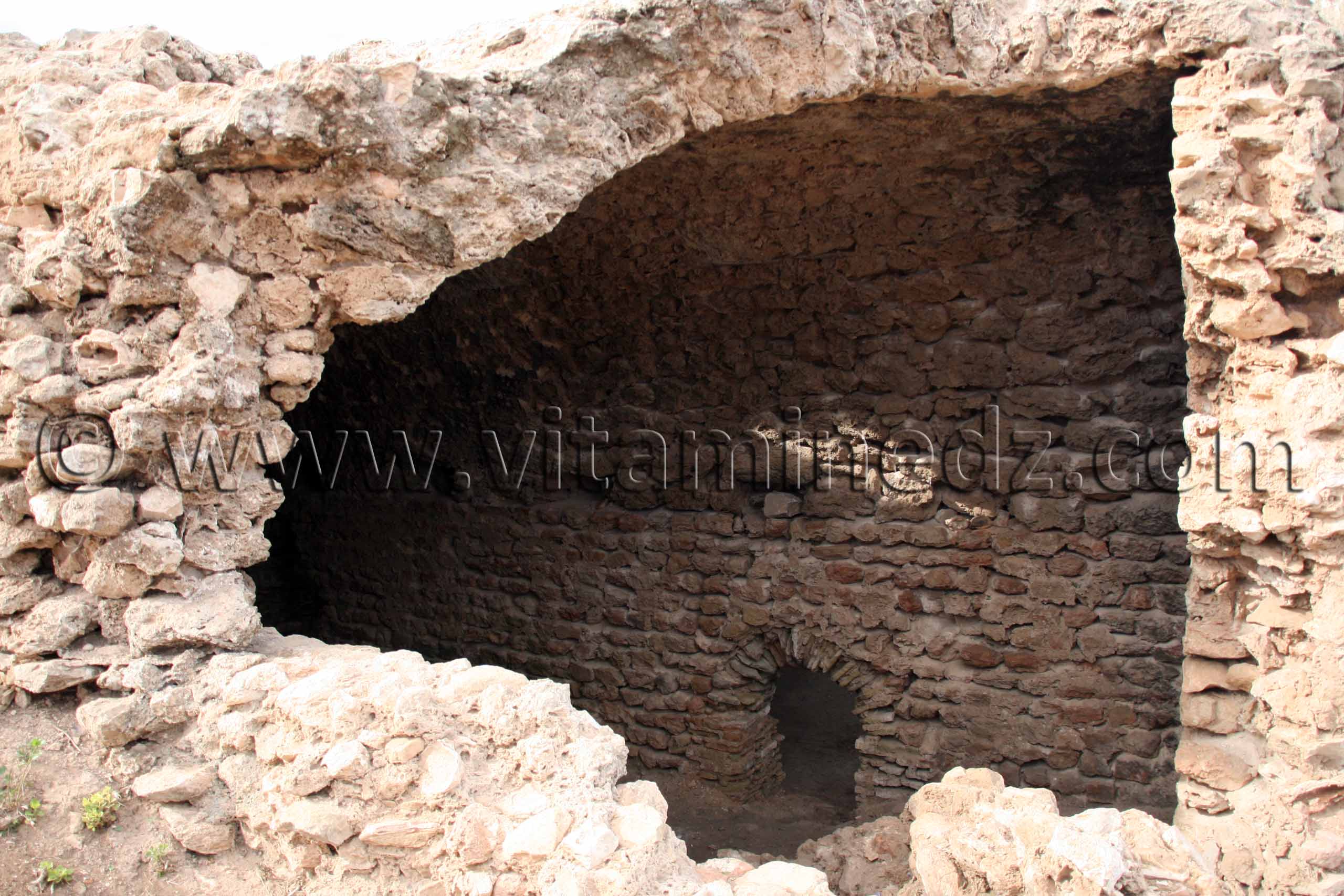 Bains de Portus Magnus (Bethioua, St Leu) ou ce qu'il en reste ... (Wilaya d'Oran)