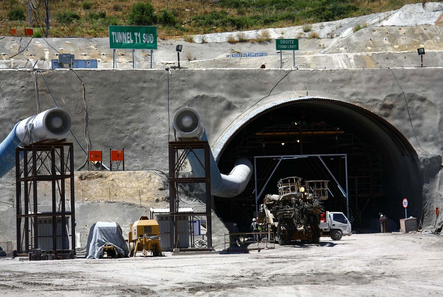 Constantine - Après la résiliation de son contrat: Cojaal reprend le projet du tunnel de Djebel Ouahch