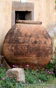 Jarre ancienne Le Musée de Ténès installé dans l\'ancienne poudrière