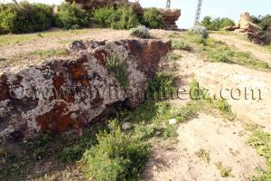 Hauteurs du vieux Tenes (W. Chlef), ville ancienne enfuie sous terre