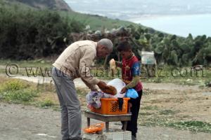 Vente de pain traditionnel, Commune de Dahra (W. Chlef)