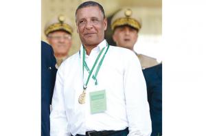 Algérie - Football: Il est le seul à avoir gagné 3 coupes avec 3 clubs différents.  Amrani dépasse Arab et Arribi