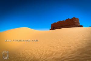 Au beau milieu d\'un océan de dunes, Le Ksar Draa - Timimoun