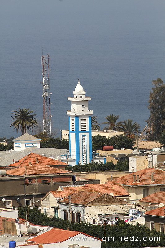 L'ancienne église de Tenes, aujourd'hui mosquée.