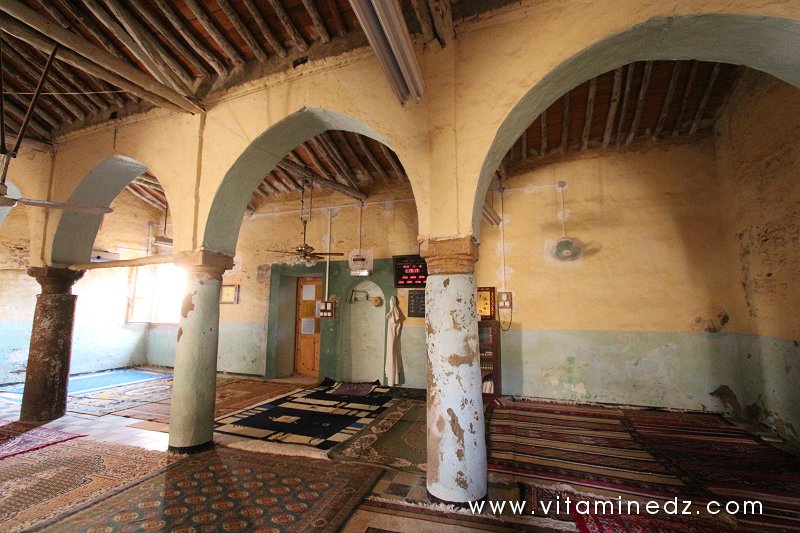 Arcades et Mihrab, Mosquée Sidi Belabbes Essebti, Tenes Lahdar