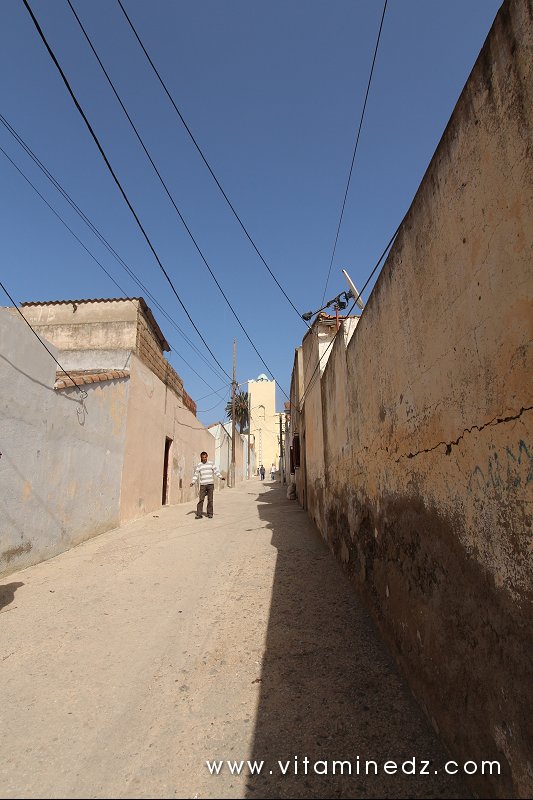 Ruelles du Vieux Tenes menant vers la Mosquée Sidi Maïza