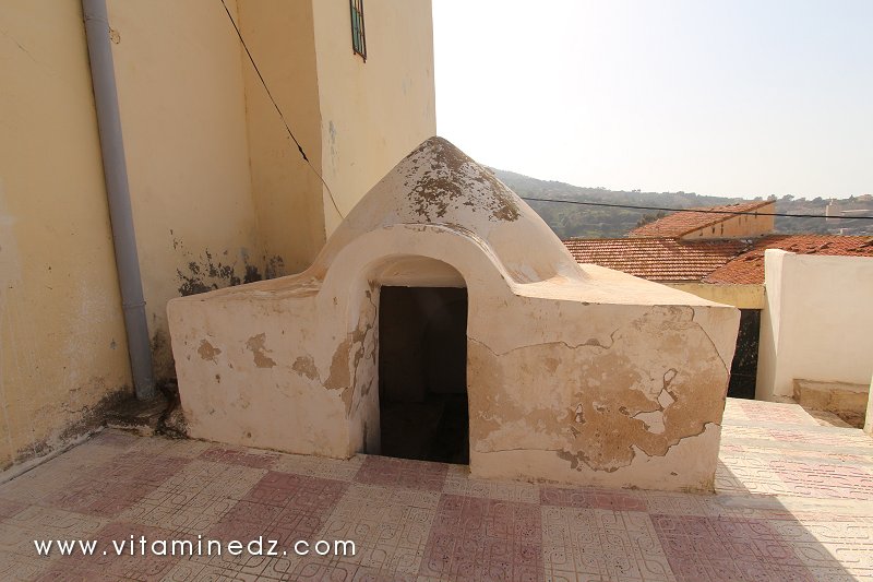 Vieux Tenes Marabout Mosquée Sidi Maïza