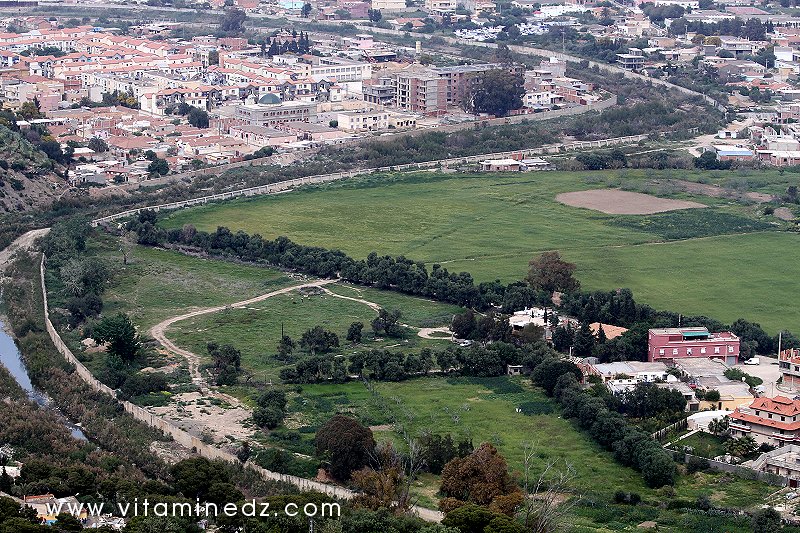 Tenes (W. Chlef) terrain encore vierge, mais pour combien de temps !!