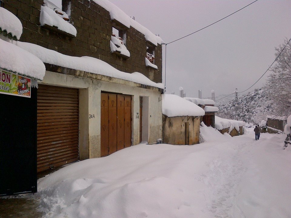 Le village sous la neige - maison de la famille Berkani