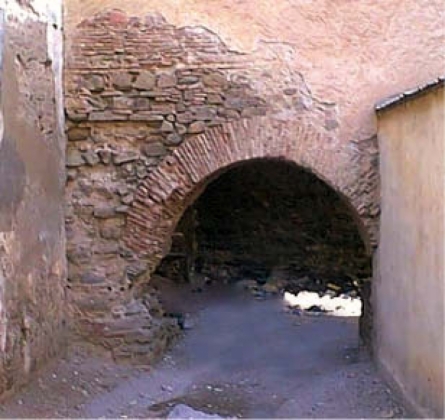 Mur d'enceinte de la ville de Zergou