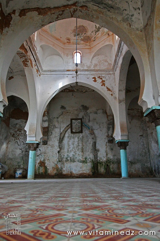 Tlemcen - El Eubbad  Intérieur du Mausolée Sidi Abdelkader Al Jilani