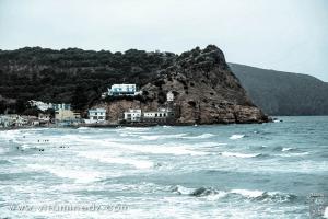 Beni Saf, la plage du puits qui disparaîtra dans quelques années