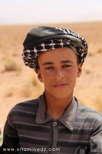 Petit bédouin, dans la région de Sfissifa, Wilaya de Naama