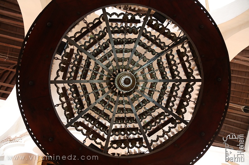 Lustre central de la Grande mosquée de Tlemcen