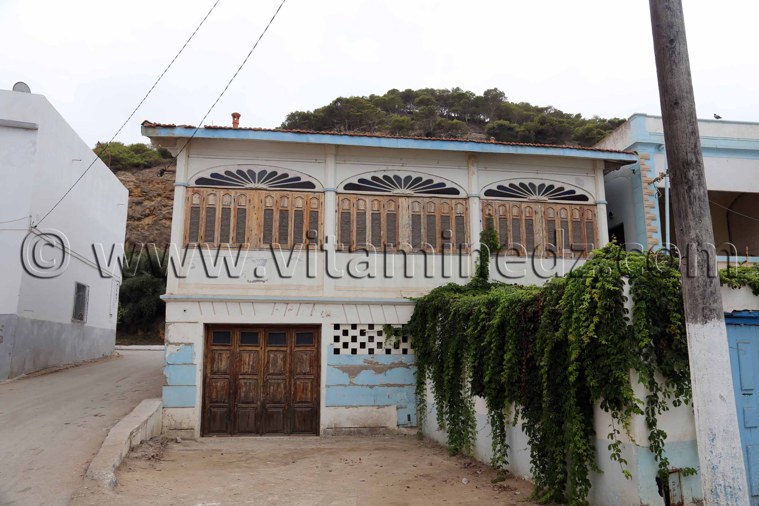 Maison à la plage du puits Beni Saf