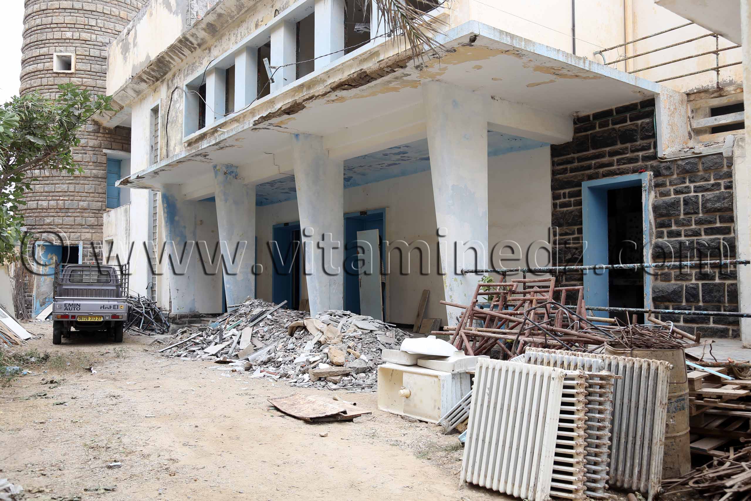 Travaux de rénovation de l'aquarium de Beni Saf