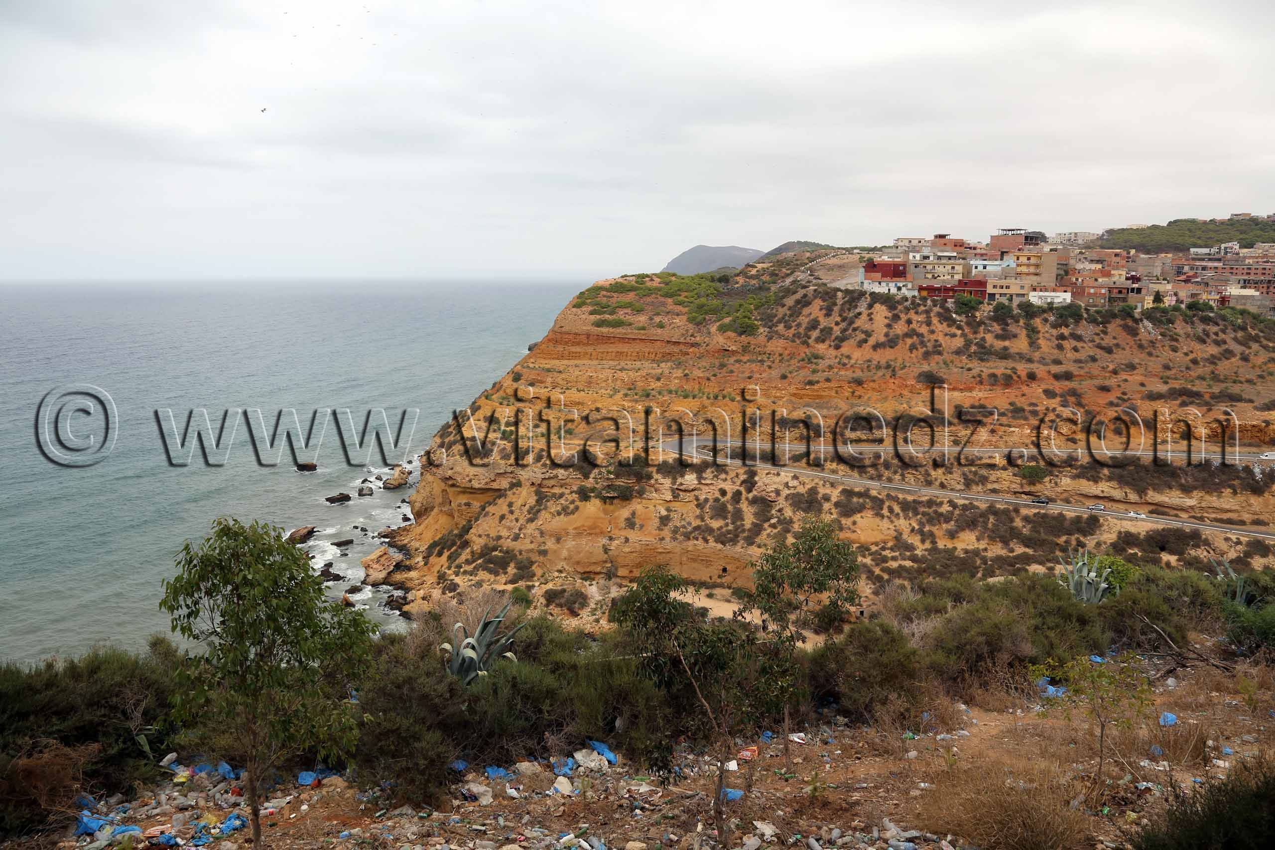 Beni Saf - Falaises menant à la plage de Sidi Boucif