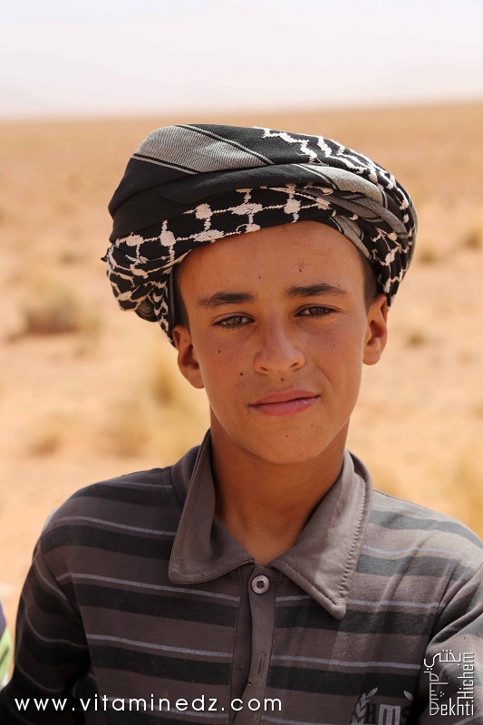 Petit bédouin, dans la région de Sfissifa, Wilaya de Naama