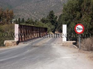 Pont métallique reliant Beni Ghenam à Siga (Oulhassa - Wilaya Ain Temouchent)