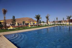 Taghit - Piscine Hôtel La Saoura (W. Béchar)