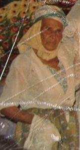 MAIMA AICHA EL-BETTIOUIA  , habité seule à Sidi-madani  privé de son unique fils