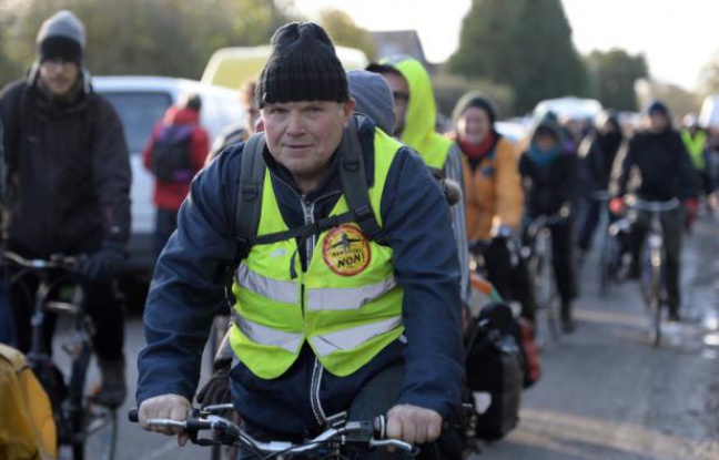 Planète - COP21: départ de 200 bicyclettes de Notre-Dame-des-Landes à destination de Paris 