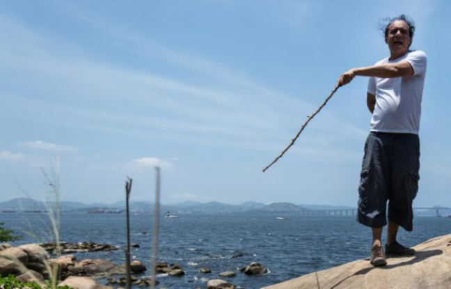 Planète - Sur une île polluée de Rio, un écologiste brésilien rêve de miracle