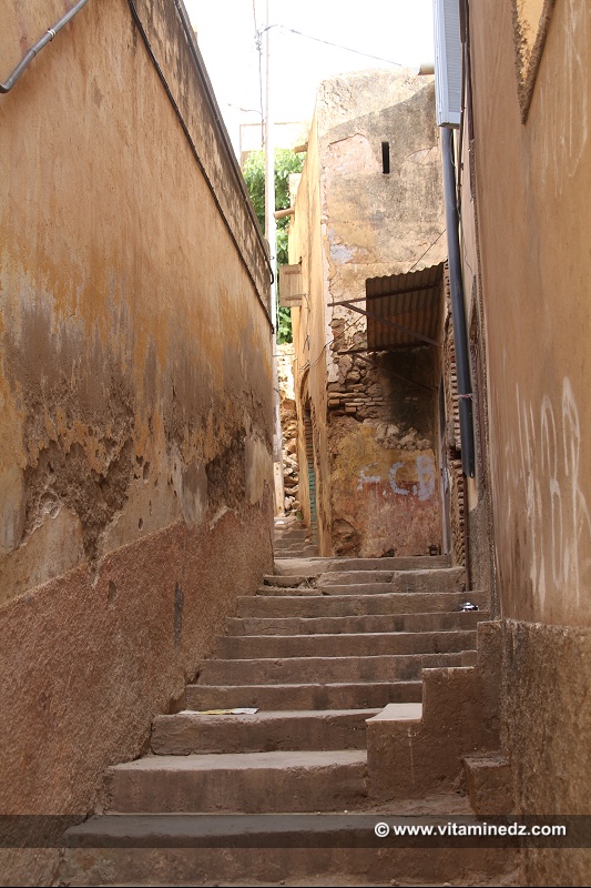 Tlemcen - Ruelle escarpée au Quartier historique d'El Eubbad