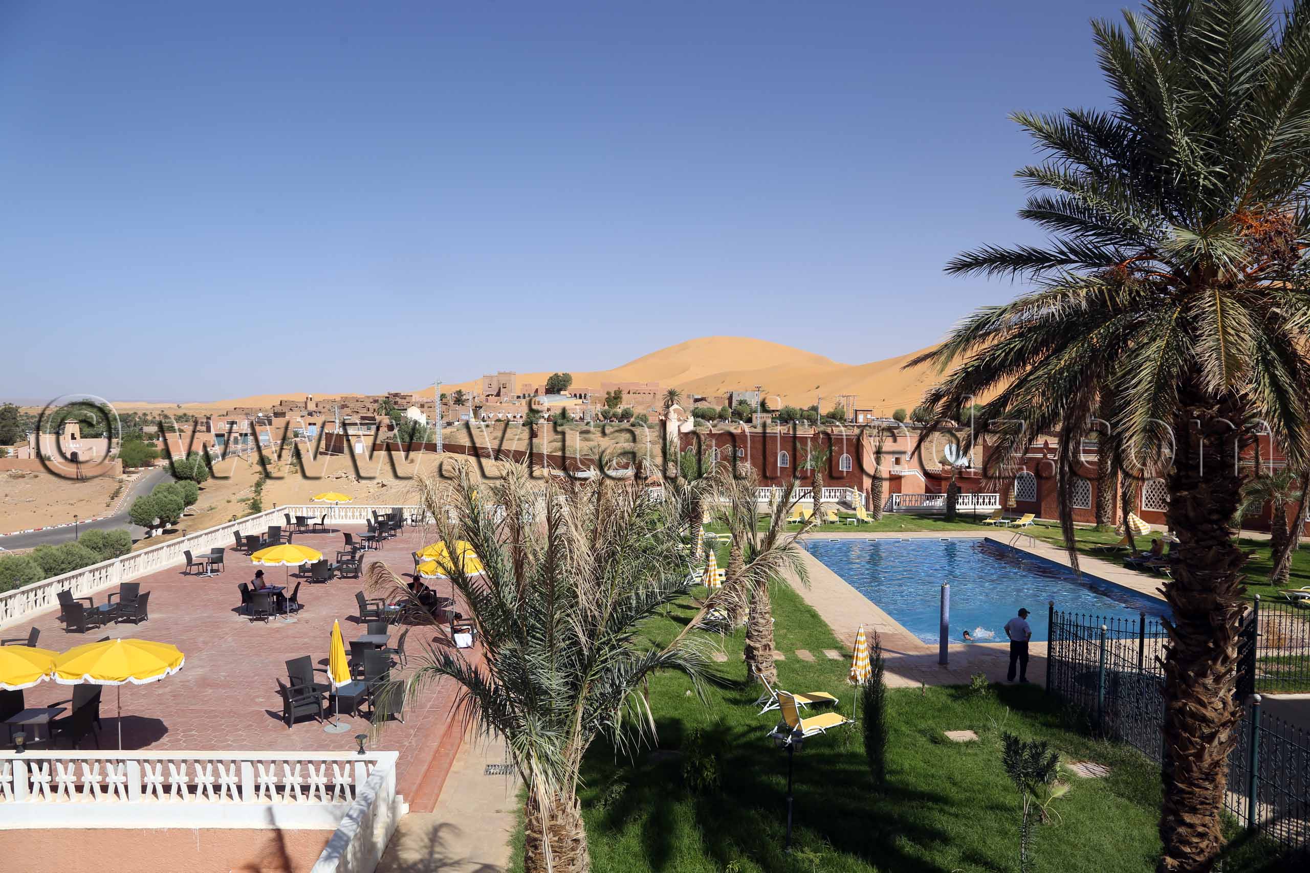 Taghit - Piscine Hôtel Saoura (W. Béchar)