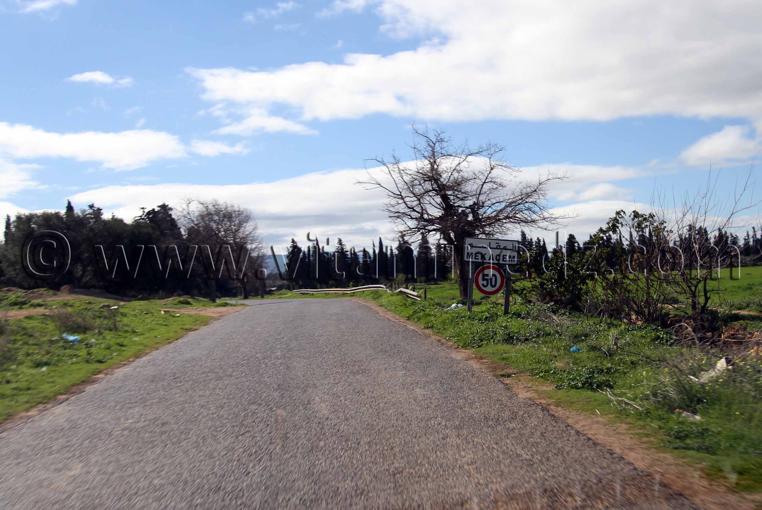 Entrée de Mekacem village à la commune de Hennaya (Eugène Etienne)