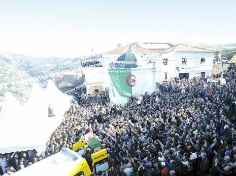Ain El Hammam (Tizi Ouzou) - Des centaines de milliers de personnes à l’enterrement de Hocine Aït Ahmed: Historique consécration