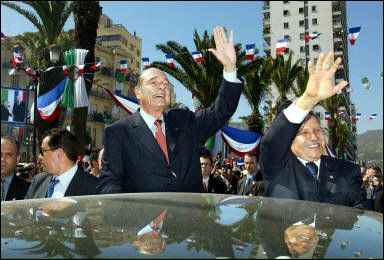 Le président Bouteflika avec Jacques Chirac à Alger