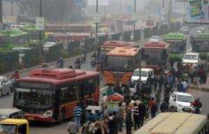 Planète -  Inde: bilan incertain après l'expérience de circulation alternée à Delhi