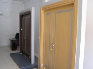 Portes d'importation de haute qualité pour bureaux et appartements