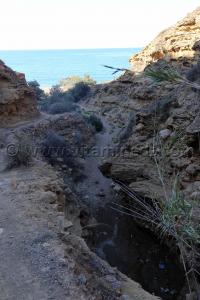 piste et ravins pour atteindre la Plage Bkhata - Commune Souahlia (Tlemcen)