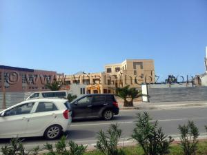Demolition du récent musée du Moudjahed à Oran ... pour rénovation dit-on