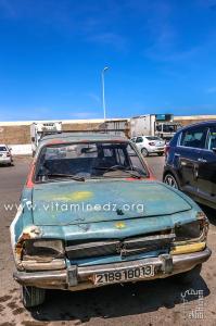 Vielle voiture (Peugeot 504) - Port de Pêche de Ghazaouet