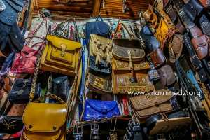 Maroquinier à Tlemcen (Cuir, Sacs, sandales, ceintures, Babouches, Bracelets)
