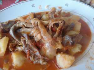 Plats de Tlemcen  Batata Belkhli3 (Pomme de terre à la viande asséchée)