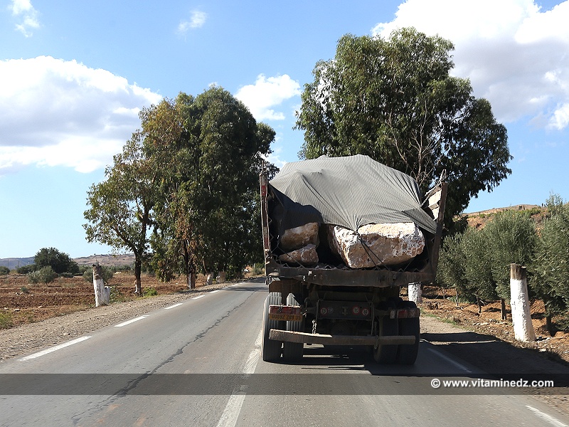 Dangers de la route : Des blocs sans attaches