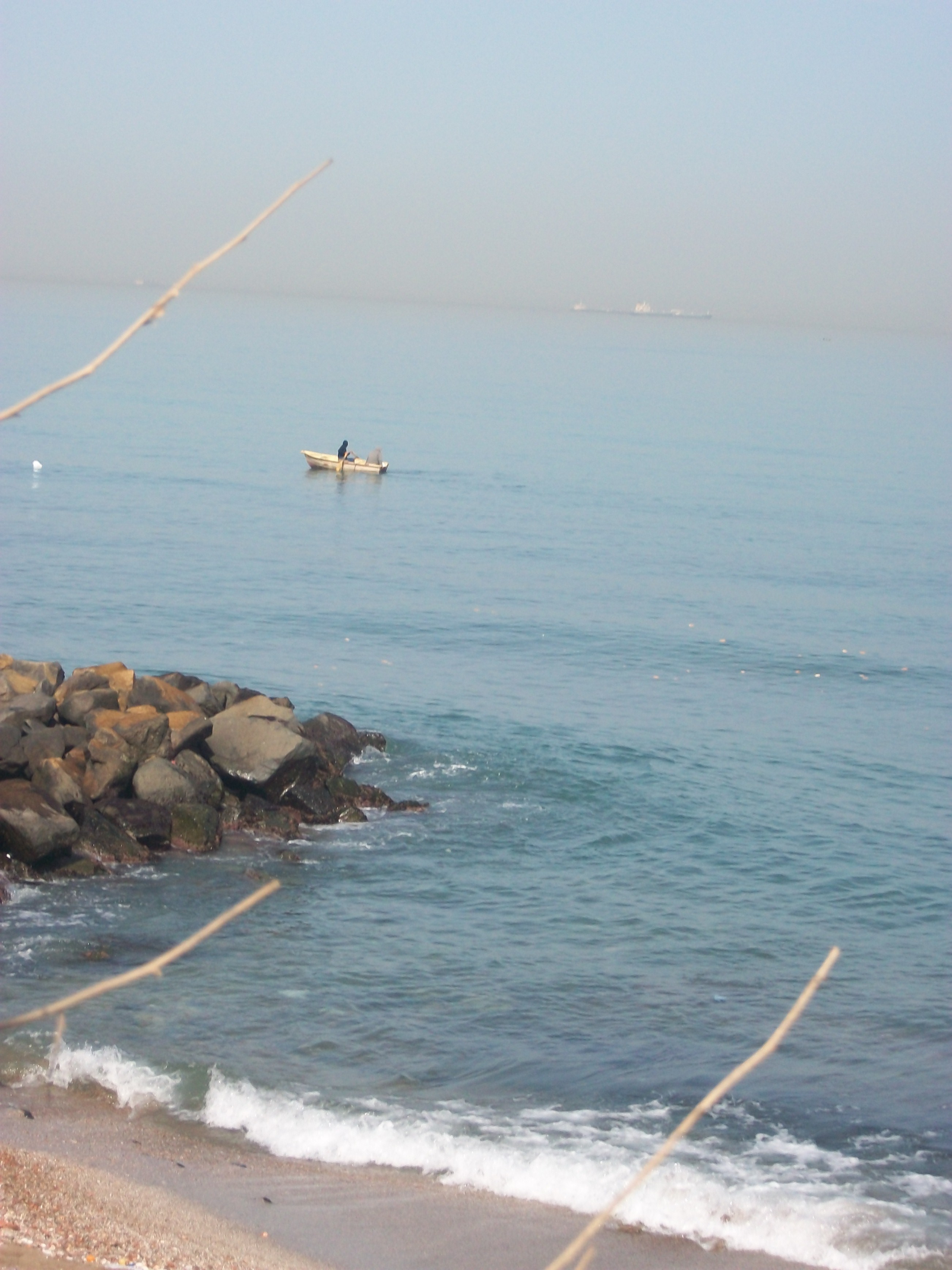 fort de l'eau verte rive et la mer
