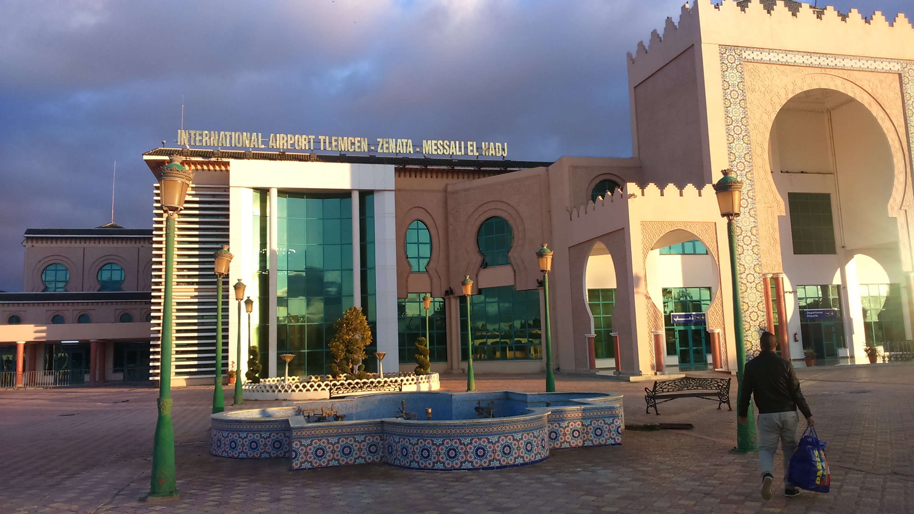 Aéroport de Zénéta