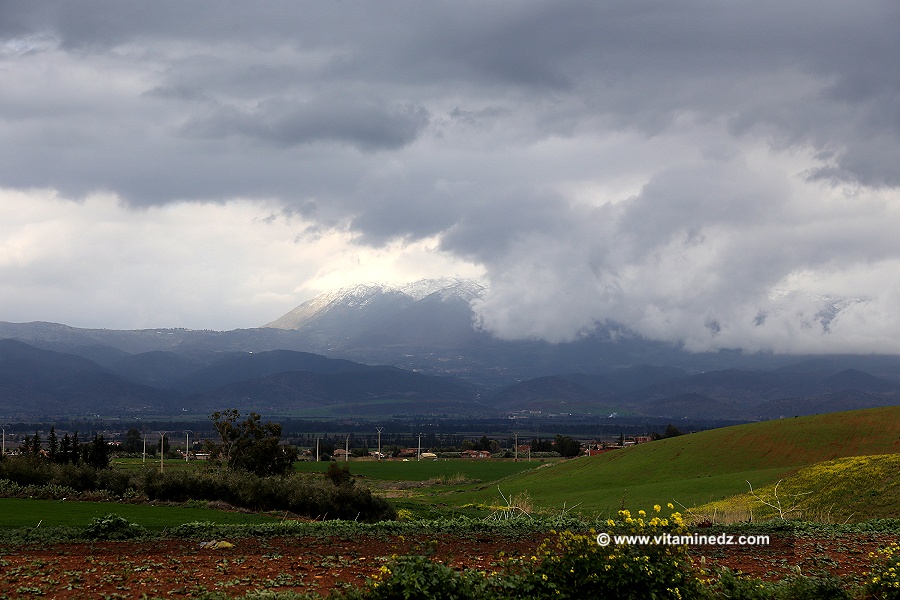 Le Mont Zaccar enneigé